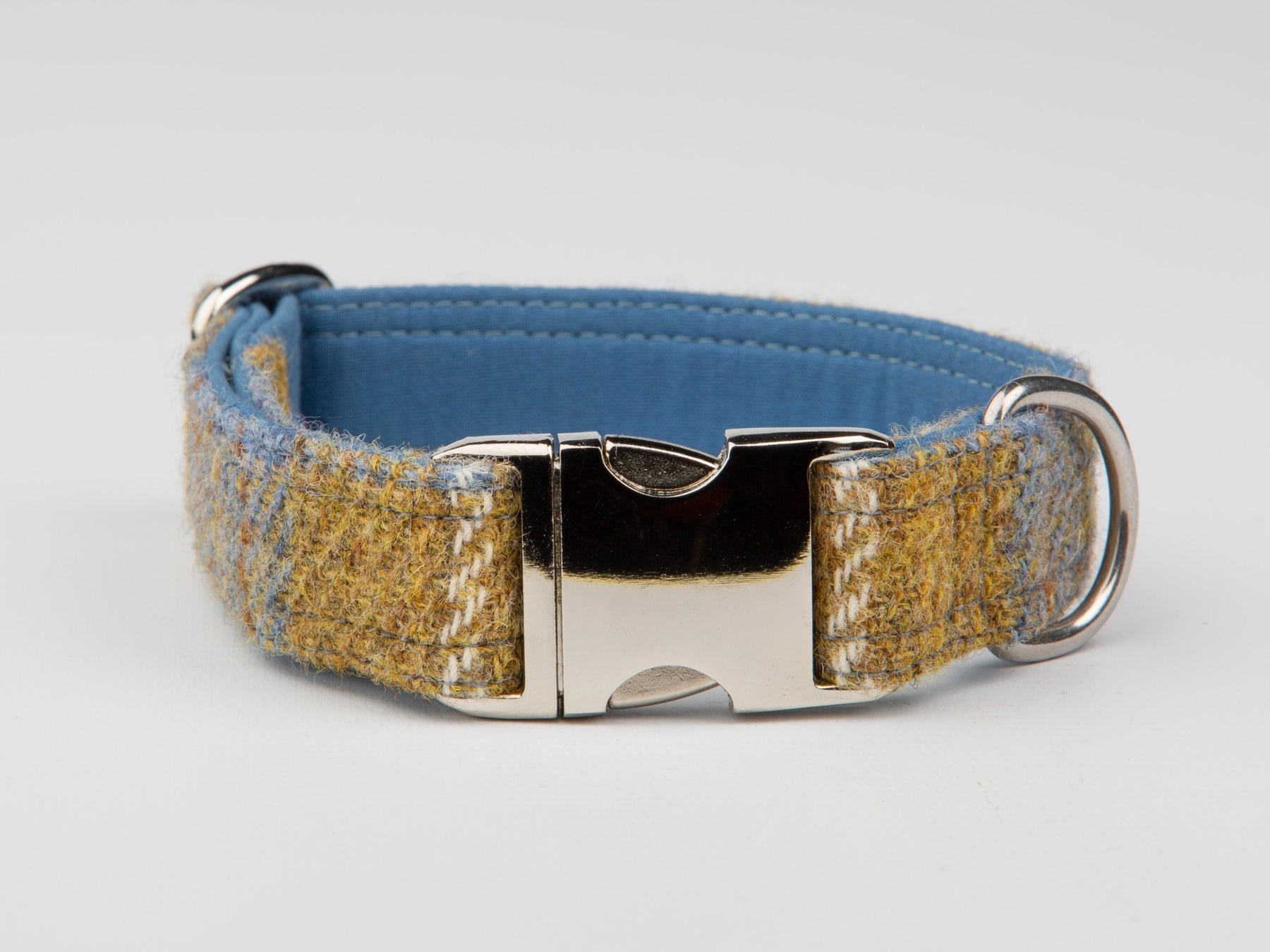 Blue and gold dog hot sale collar